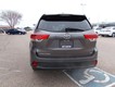 2017 Toyota Highlander SE thumbnail image 04