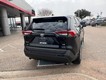 2022 Toyota RAV4 LE thumbnail image 04