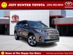 2019 Toyota Highlander Limited thumbnail image 01