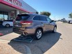 2019 Toyota Highlander Limited thumbnail image 05
