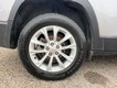 2019 Jeep Cherokee 2WD Latitude thumbnail image 07