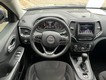 2019 Jeep Cherokee 2WD Latitude thumbnail image 13