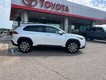 2024 Toyota Corolla Cross XLE thumbnail image 06