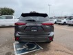 2021 Toyota Highlander Limited thumbnail image 04