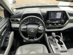 2021 Toyota Highlander Limited thumbnail image 17