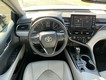 2022 Toyota Camry Hybrid SE thumbnail image 14