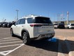 2024 Nissan Pathfinder SL thumbnail image 03