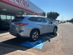 2022 Toyota Highlander Hybrid XLE thumbnail image 05