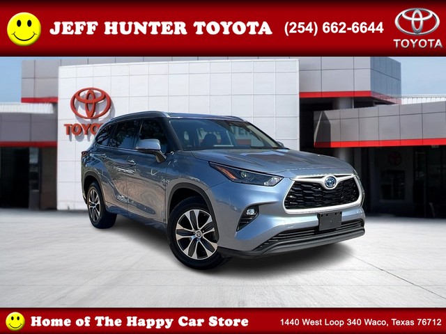 2022 Toyota Highlander Hybrid XLE at Jeff Hunter Toyota in Waco TX