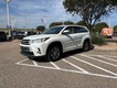2017 Toyota Highlander XLE thumbnail image 02