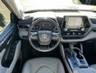 2021 Toyota Highlander Limited thumbnail image 17