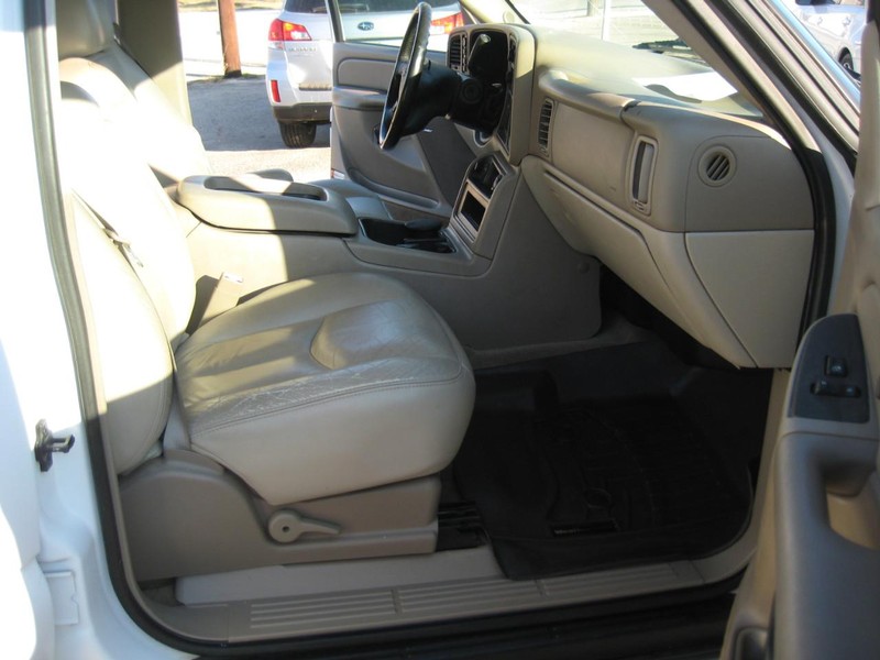 Chevrolet Tahoe Vehicle Image 14