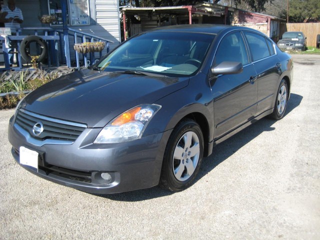 more details - nissan altima