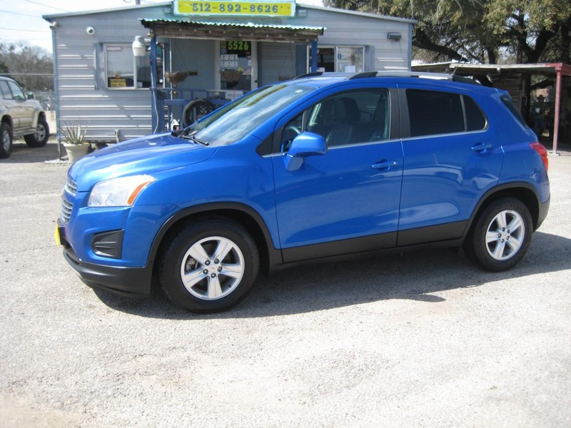 Chevrolet Trax Vehicle Image 02