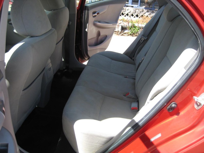 Toyota Corolla Vehicle Image 22