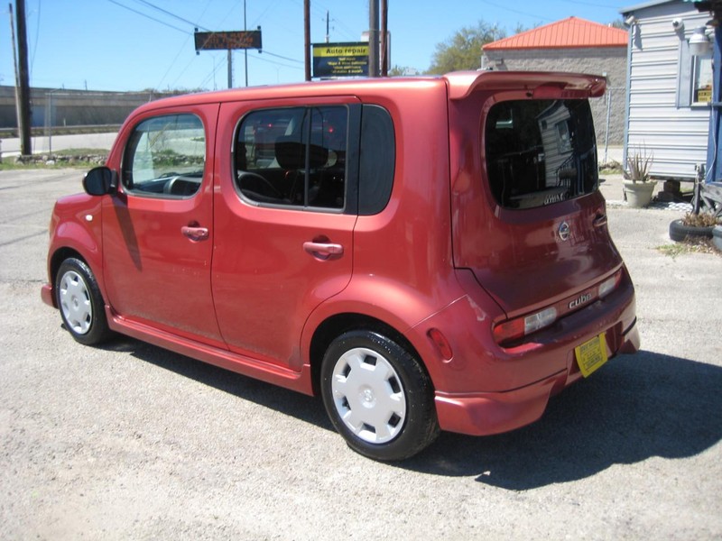 Nissan Cube Vehicle Image 04