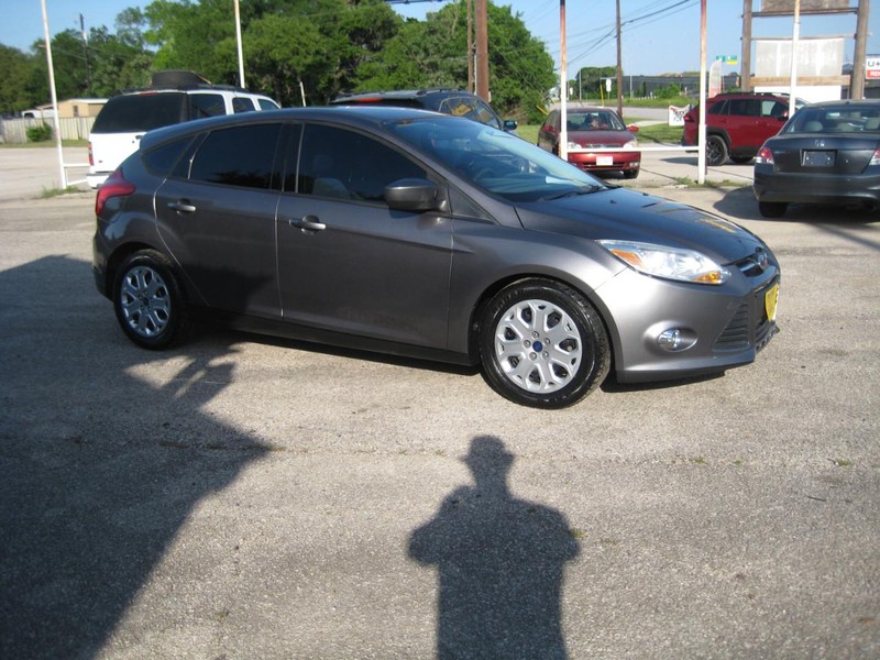 Ford Focus Vehicle Image 07