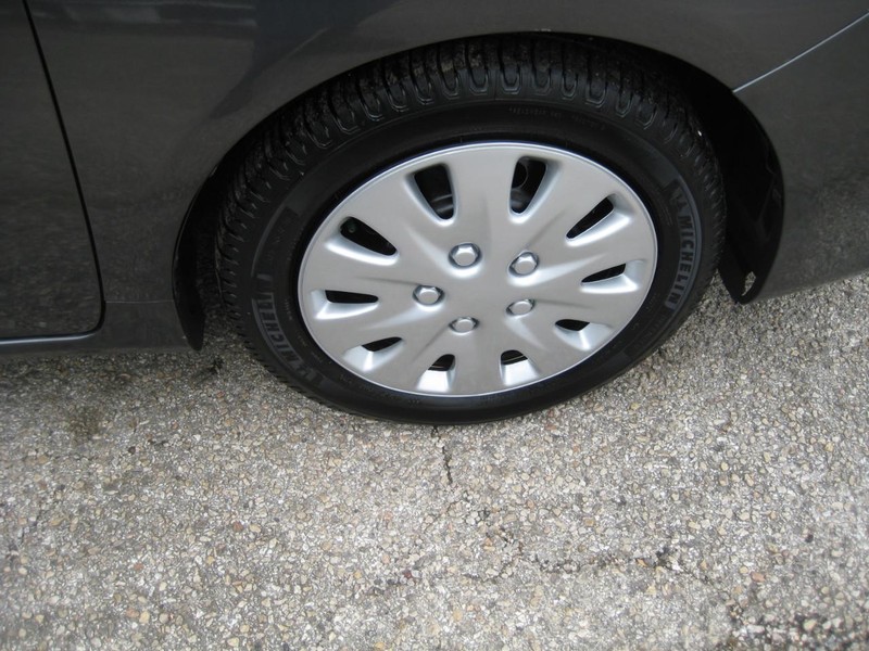 Toyota Corolla Vehicle Image 10