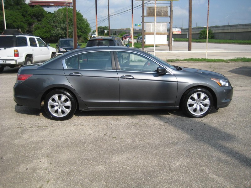 Honda Accord Sedan Vehicle Image 04