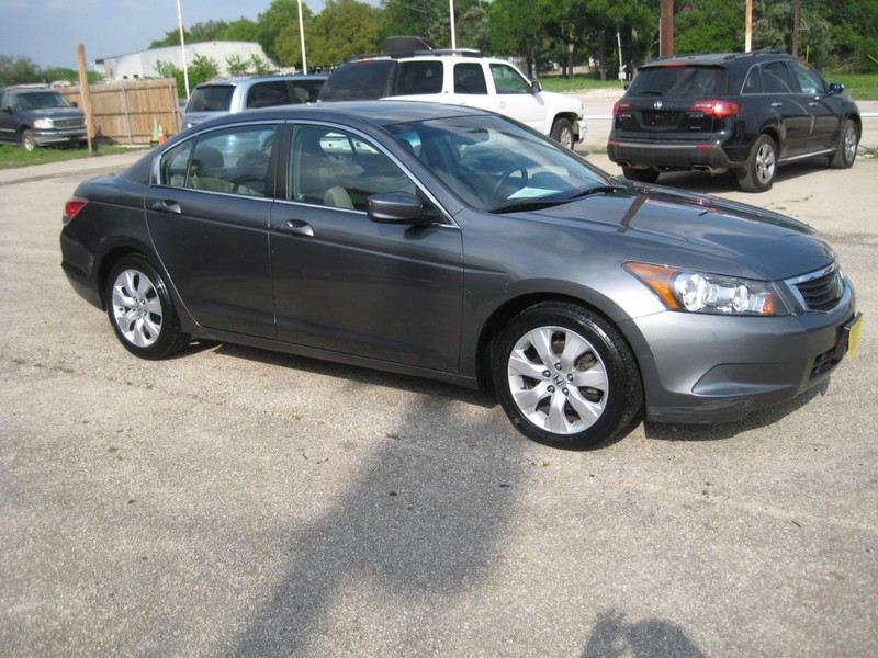 Honda Accord Sedan Vehicle Image 05