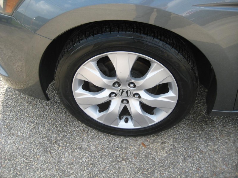 Honda Accord Sedan Vehicle Image 09