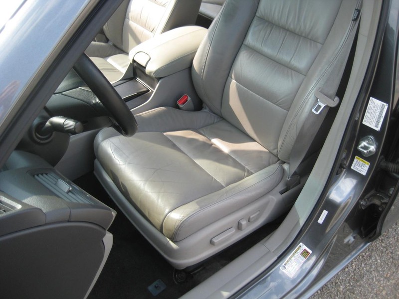 Honda Accord Sedan Vehicle Image 17