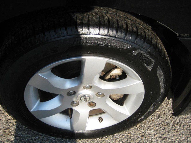 Nissan Altima Vehicle Image 09