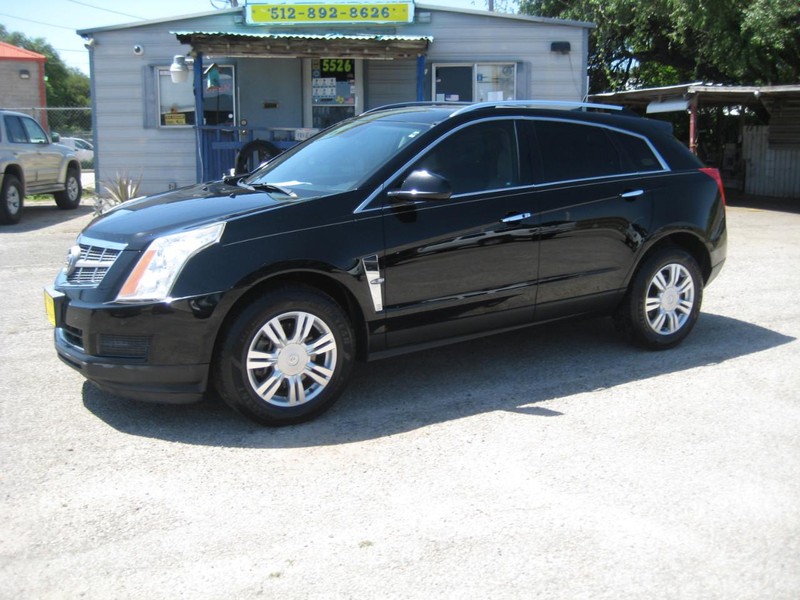 Cadillac SRX Vehicle Image 02