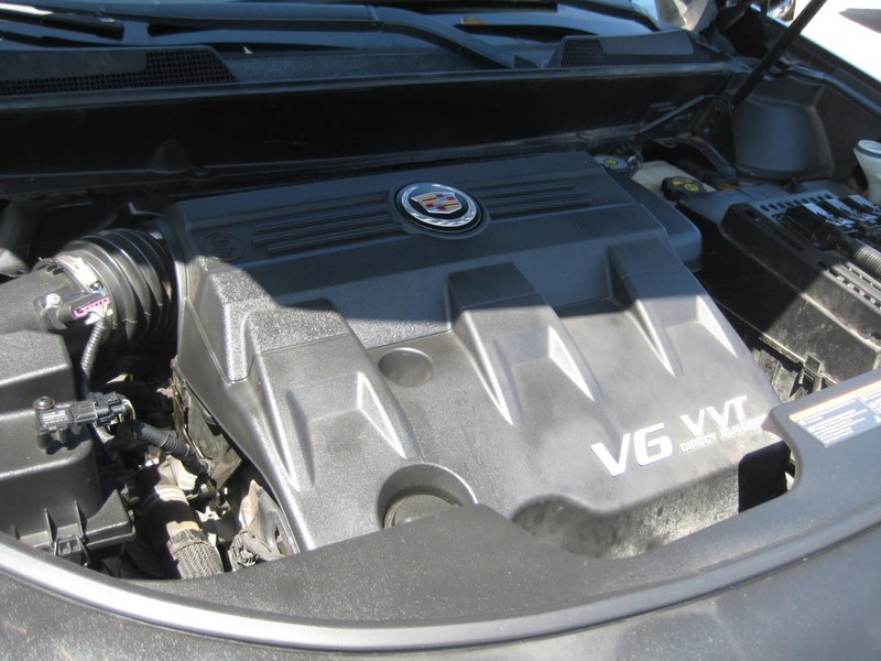 Cadillac SRX Vehicle Image 13