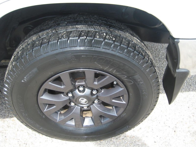 Toyota 4Runner Vehicle Image 11