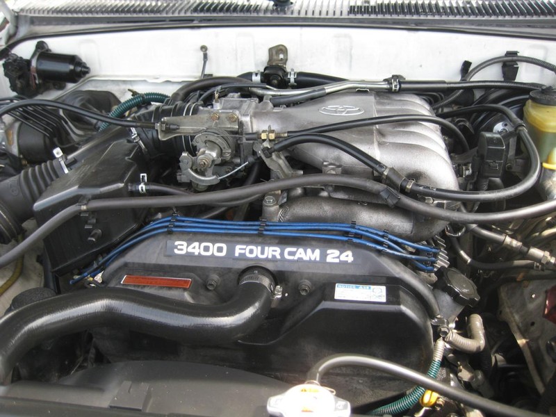 Toyota 4Runner Vehicle Image 14
