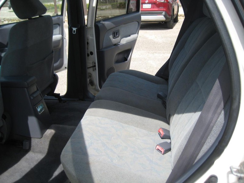 Toyota 4Runner Vehicle Image 20