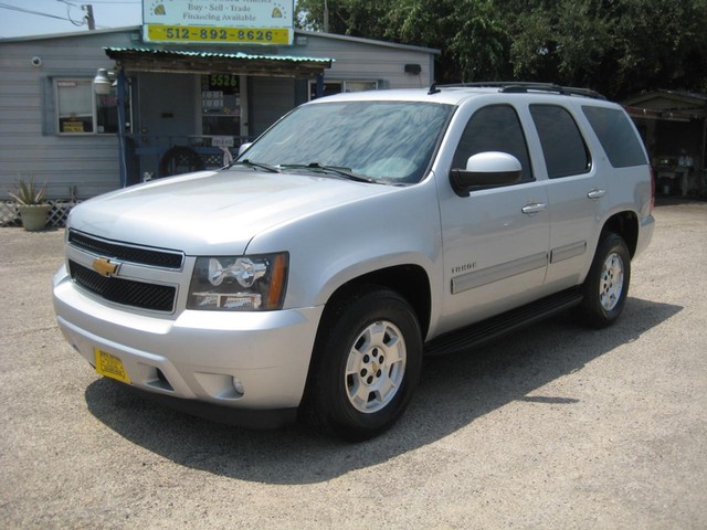 more details - chevrolet tahoe