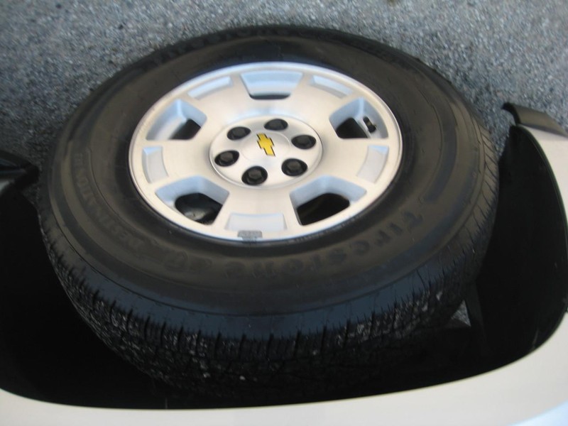 Chevrolet Tahoe Vehicle Image 12