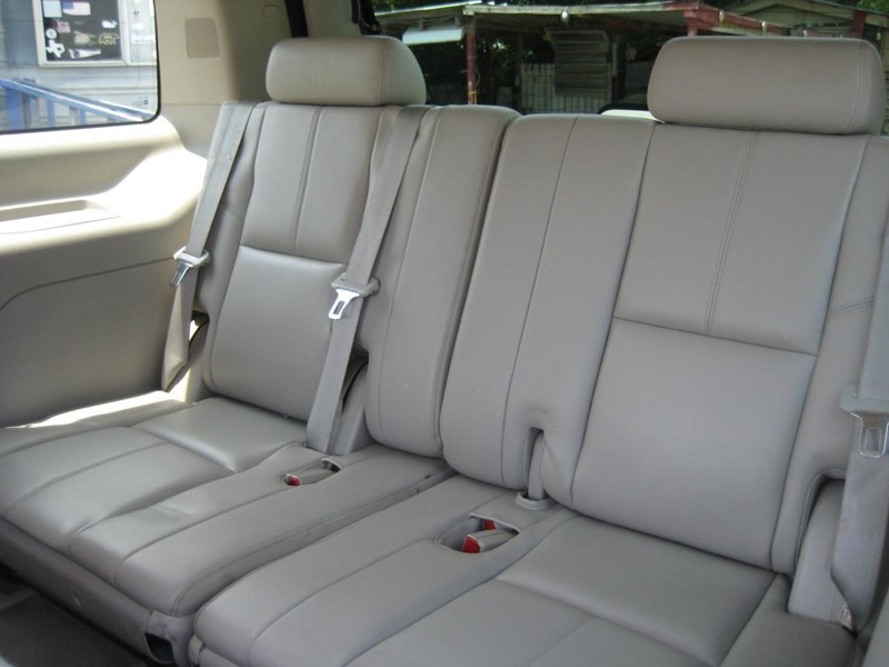 Chevrolet Tahoe Vehicle Image 18