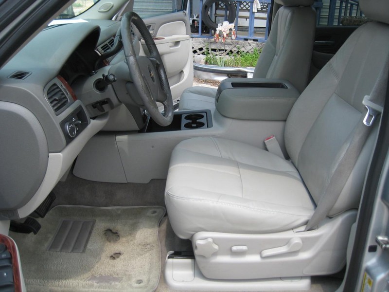 Chevrolet Tahoe Vehicle Image 22