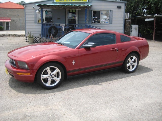 more details - ford mustang