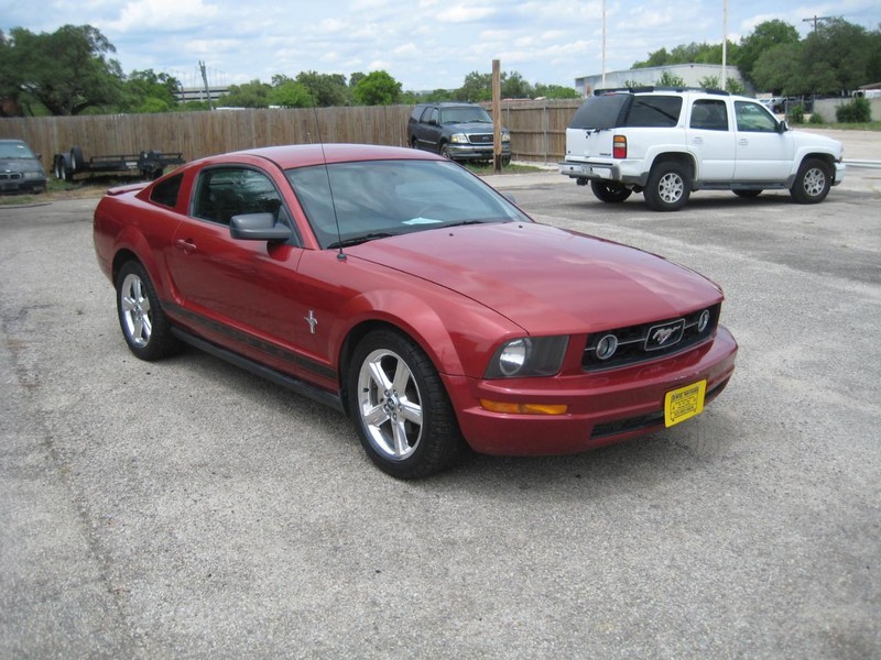 Ford Mustang Vehicle Image 06