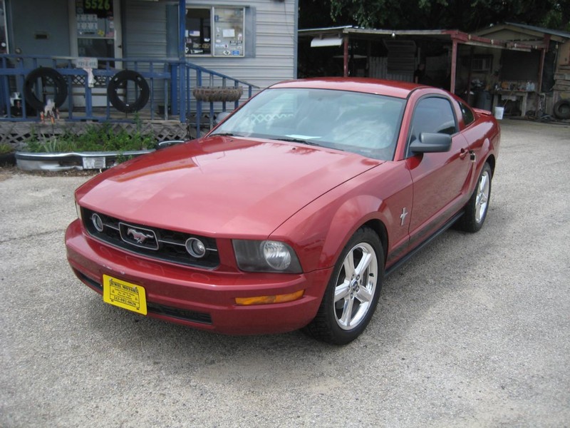 Ford Mustang Vehicle Image 07