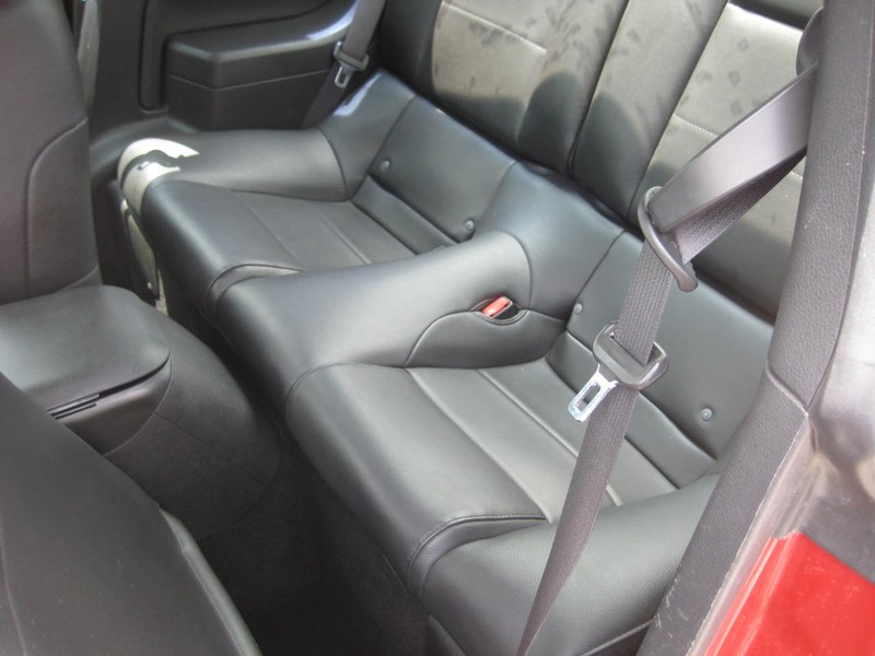 Ford Mustang Vehicle Image 14