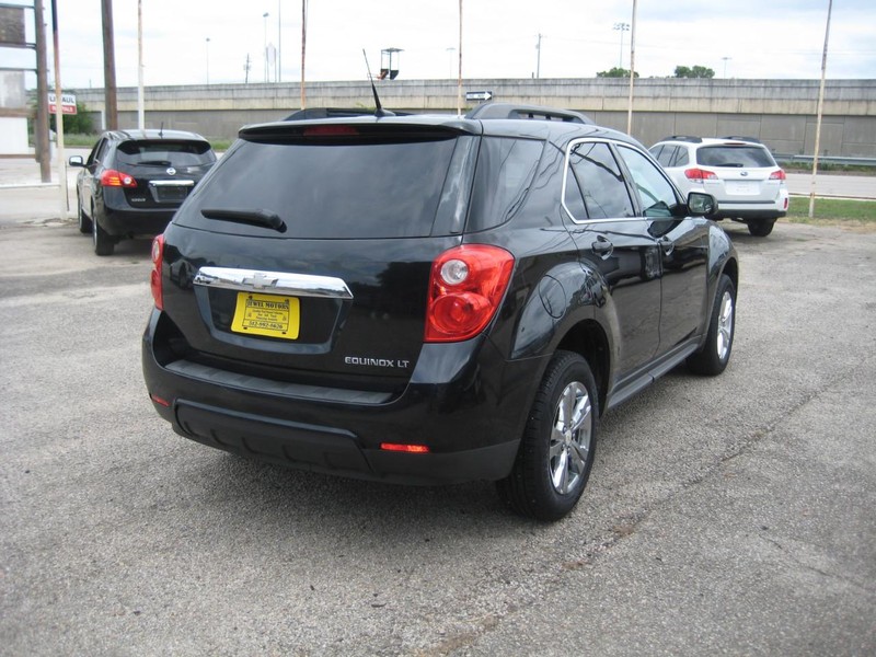 Chevrolet Equinox Vehicle Image 03