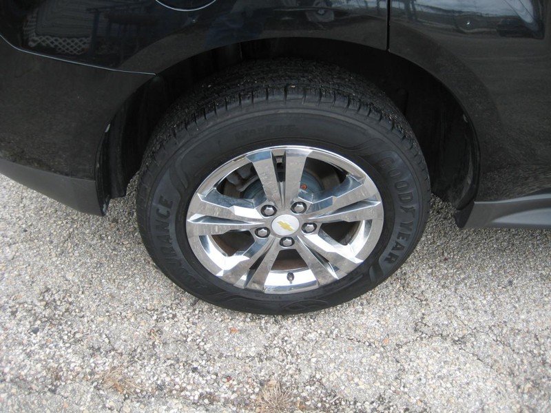 Chevrolet Equinox Vehicle Image 09