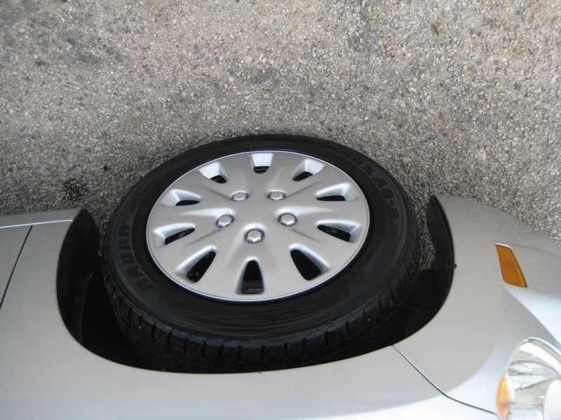 Chevrolet HHR Vehicle Image 16