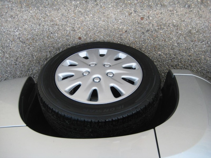 Chevrolet HHR Vehicle Image 17