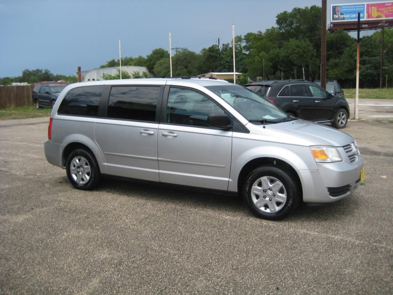 Dodge Grand Caravan Vehicle Image 07