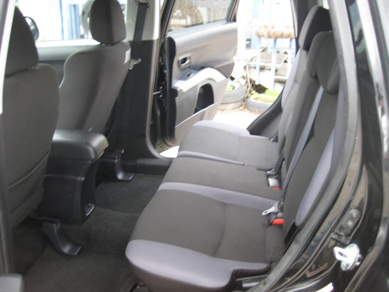 Mitsubishi Outlander Vehicle Image 22