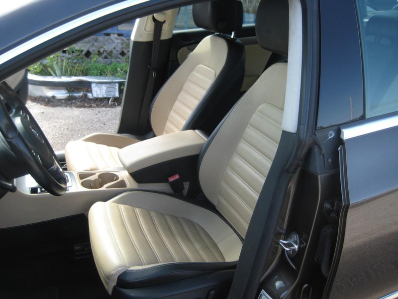 Volkswagen CC Vehicle Image 18