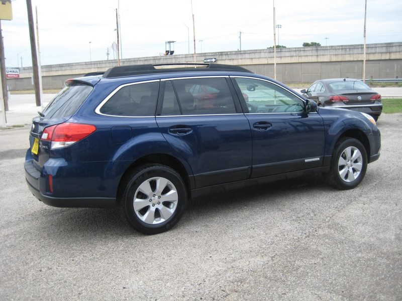 Subaru Outback Vehicle Image 06
