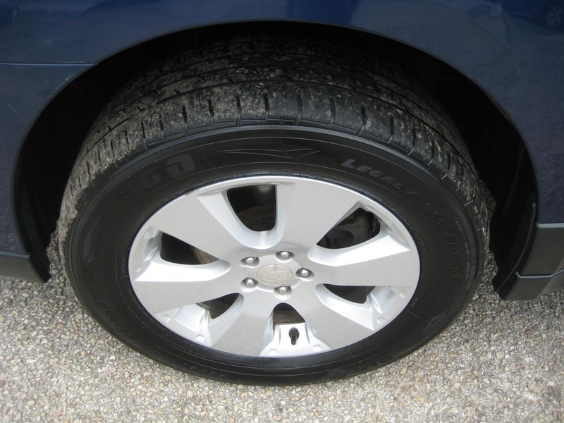 Subaru Outback Vehicle Image 12