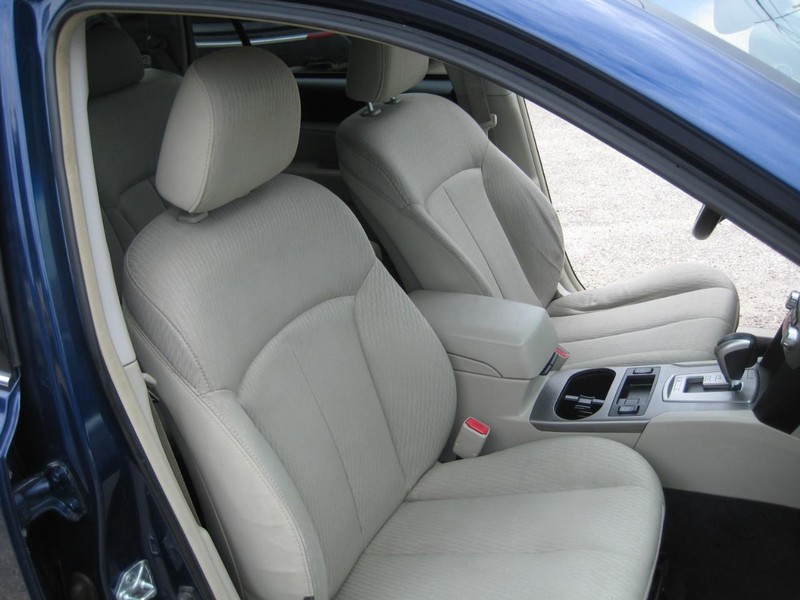 Subaru Outback Vehicle Image 21